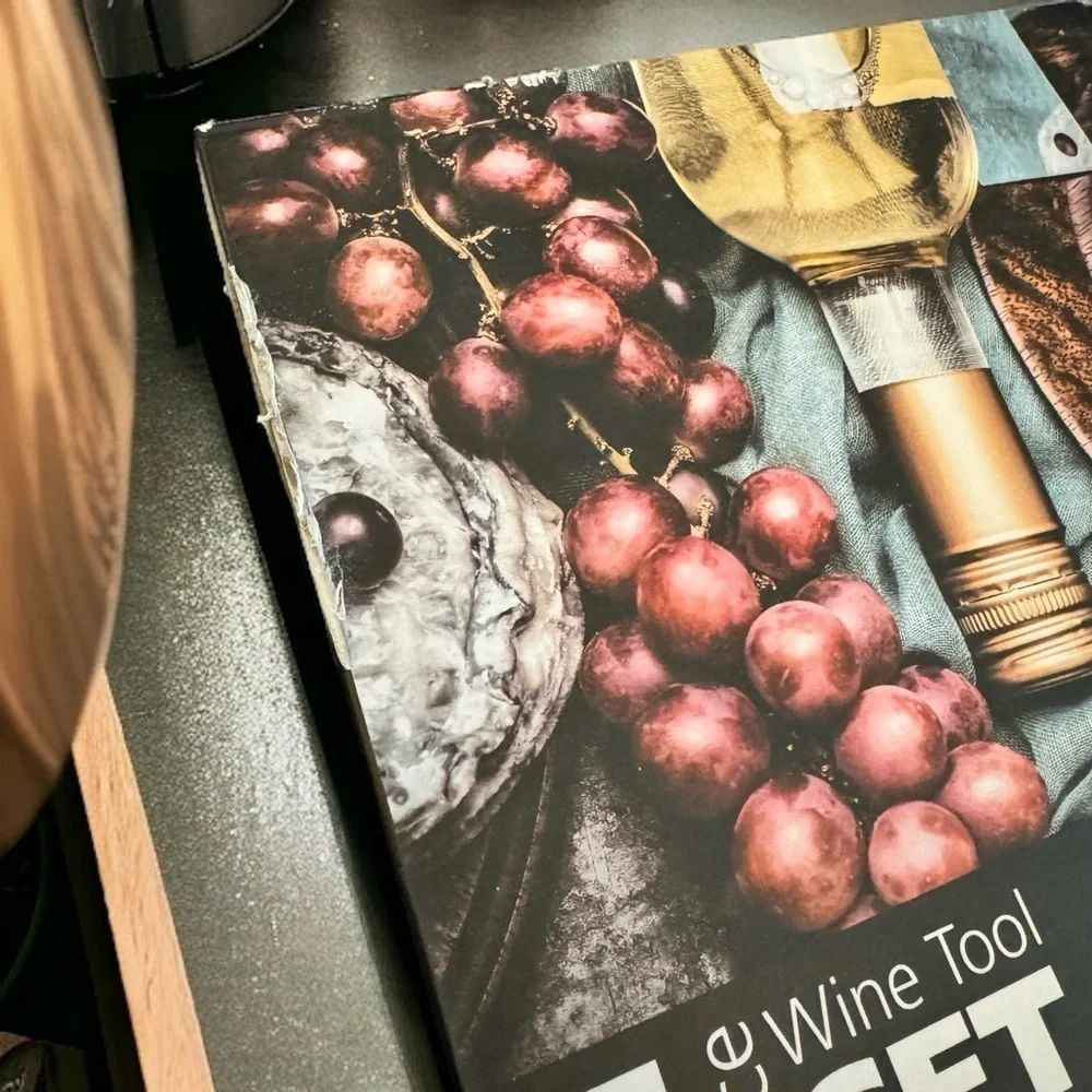 🍇 5-Piece Wine Tool Set - NEW, Unopened with Slight Box Damage 🍷 Wine Opener